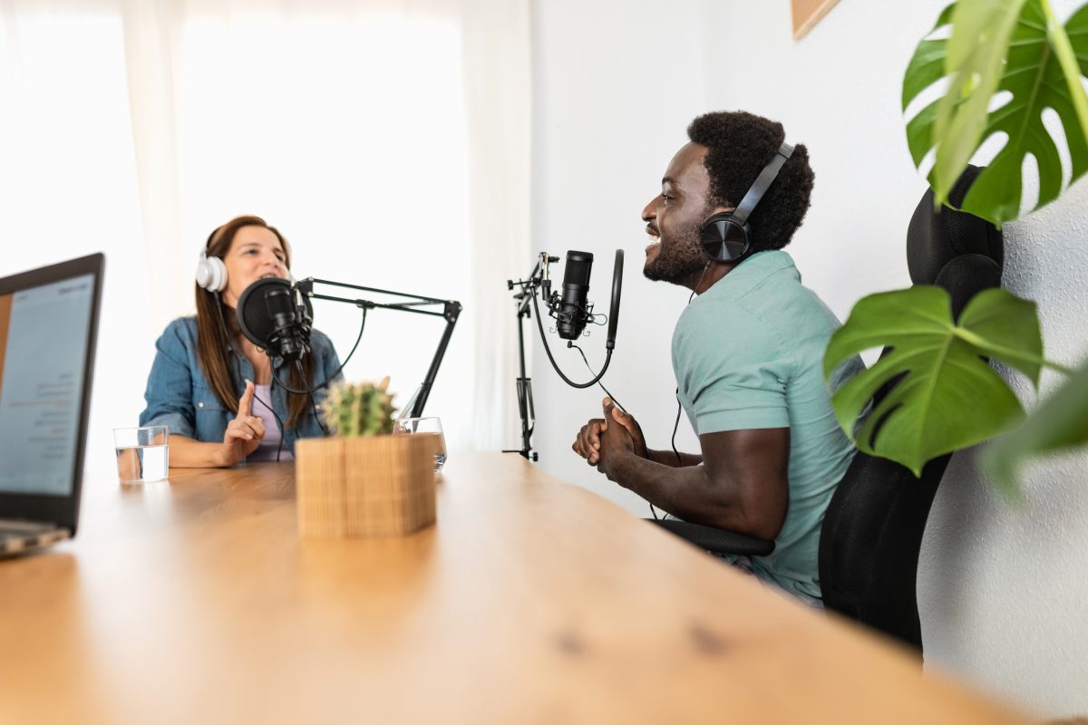 Our Favorite Seven Marketing and Lifestyle Podcasts for Growing Your Business